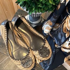 Tory Burch Reva Crotched Flats